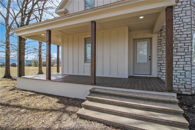 204 N 32nd Street, Parsons, KS 67357
