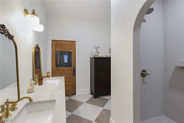 204 N 32nd Street, Parsons, KS 67357