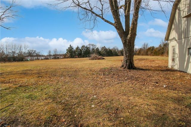 204 N 32nd Street, Parsons, KS 67357