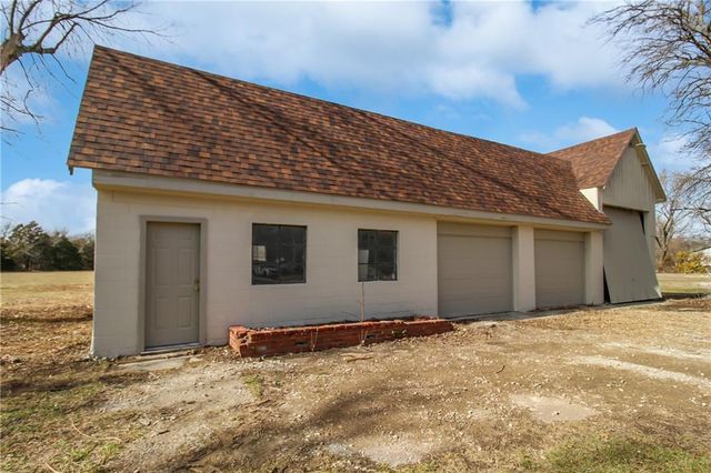 204 N 32nd Street, Parsons, KS 67357