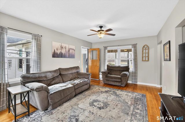 610 East Street South, Suffield, CT 06078