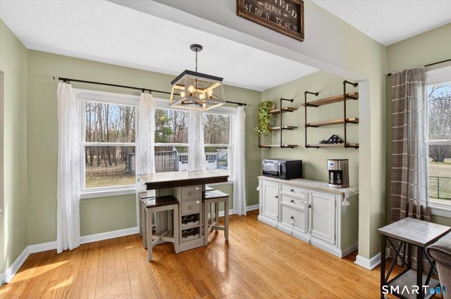 610 East Street South, Suffield, CT 06078