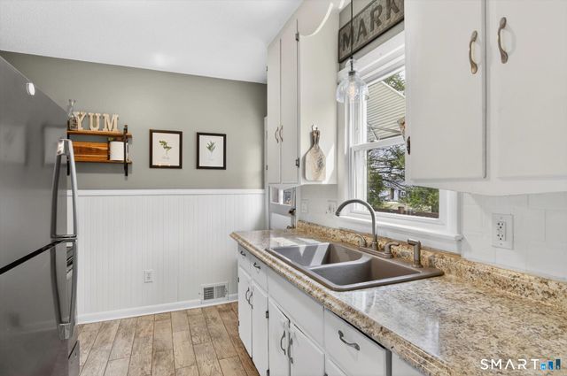 610 East Street South, Suffield, CT 06078