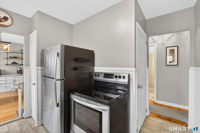 610 East Street South, Suffield, CT 06078