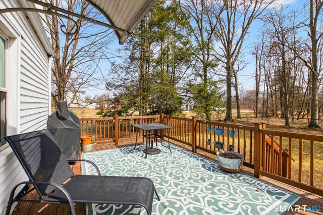 610 East Street South, Suffield, CT 06078