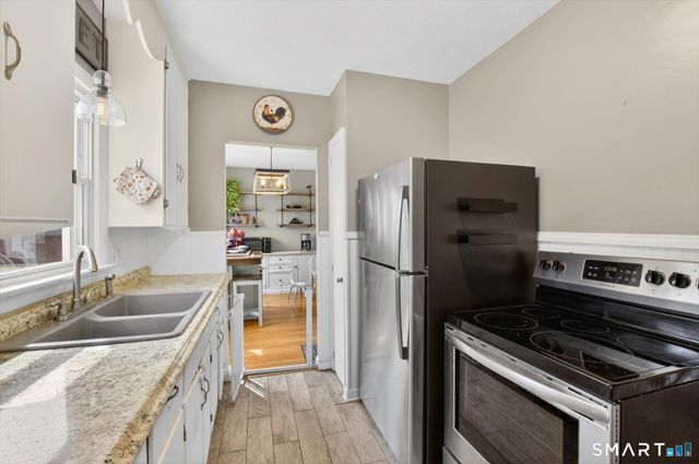 610 East Street South, Suffield, CT 06078