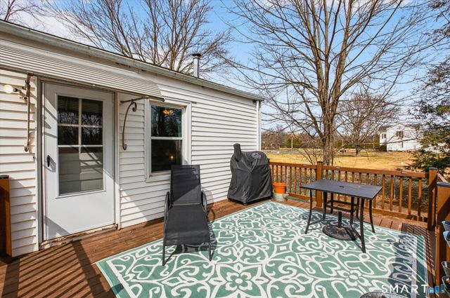 610 East Street South, Suffield, CT 06078