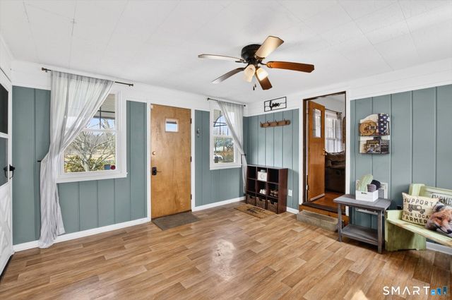 610 East Street South, Suffield, CT 06078