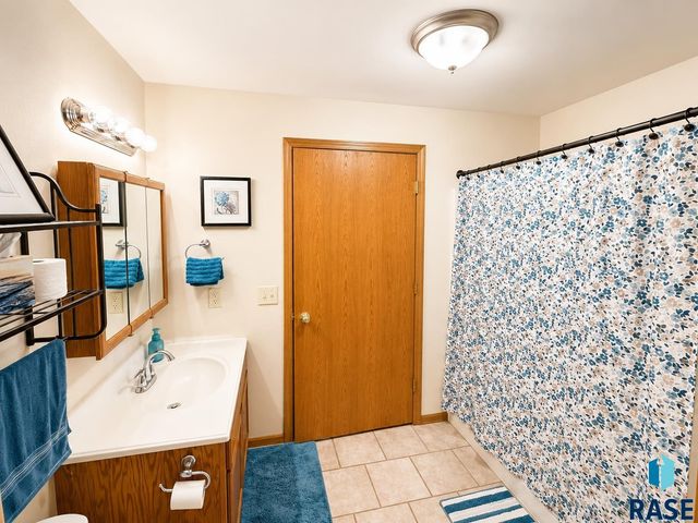 1129 Pactola CV Cove, Brookings, SD 57006