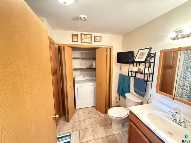 1129 Pactola CV Cove, Brookings, SD 57006
