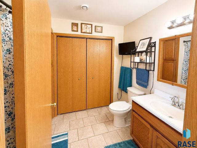 1129 Pactola CV Cove, Brookings, SD 57006