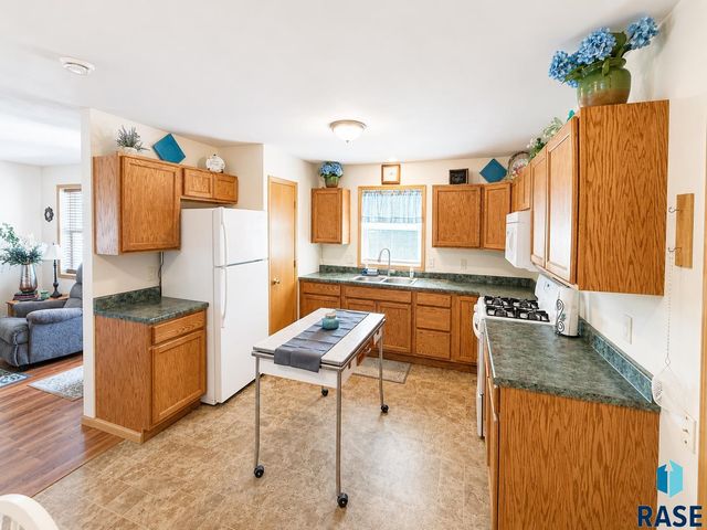 1129 Pactola CV Cove, Brookings, SD 57006