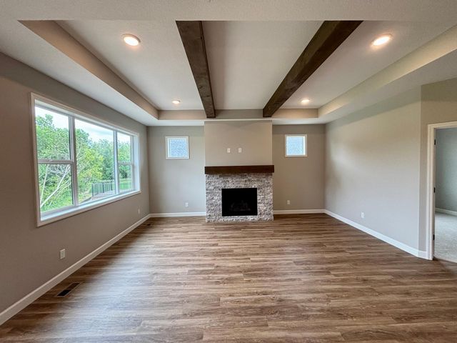 916 Kepler Avenue NE, Hanover, MN 55341
