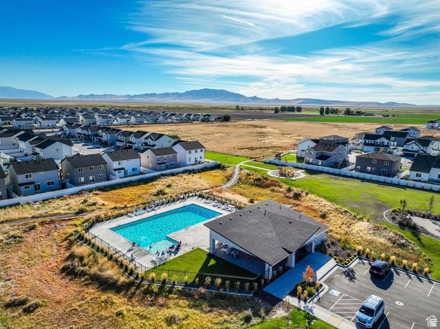 2418 W 3230 S, Syracuse, UT 84075