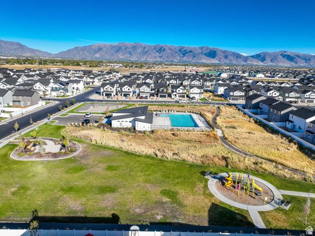 2418 W 3230 S, Syracuse, UT 84075