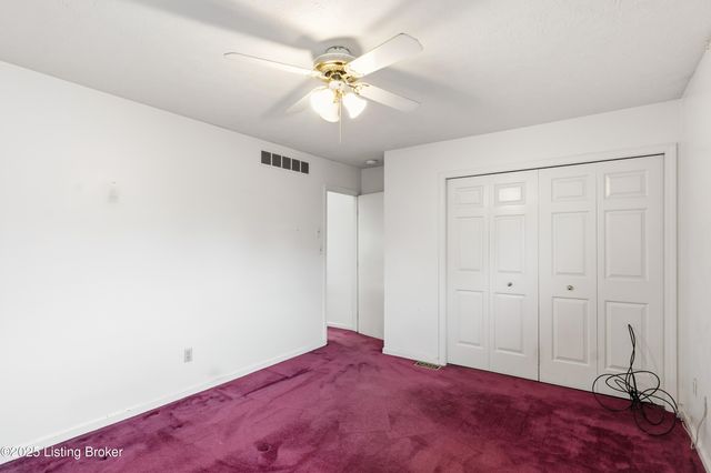 340 Crescent Spring Dr, Louisville, KY 40206