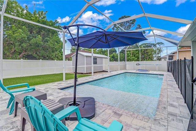 4641 Santiago LN, Bonita Springs, FL 34134