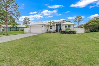 4641 Santiago LN, Bonita Springs, FL 34134