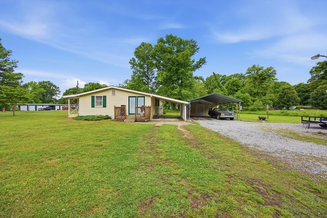 47 Rebecca Dr, Chatsworth, GA 30705
