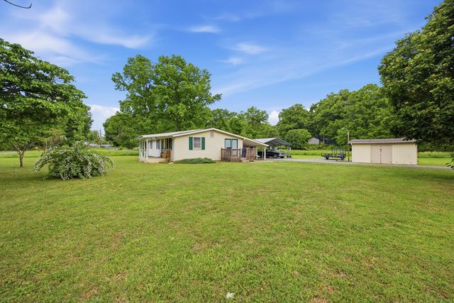 47 Rebecca Dr, Chatsworth, GA 30705