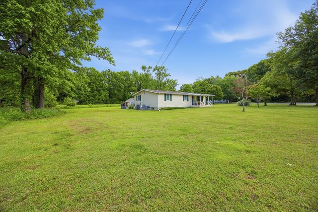 47 Rebecca Dr, Chatsworth, GA 30705