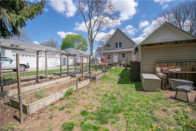 2605 Demington Avenue NW, Canton, OH 44708