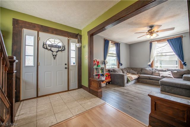 2605 Demington Avenue NW, Canton, OH 44708