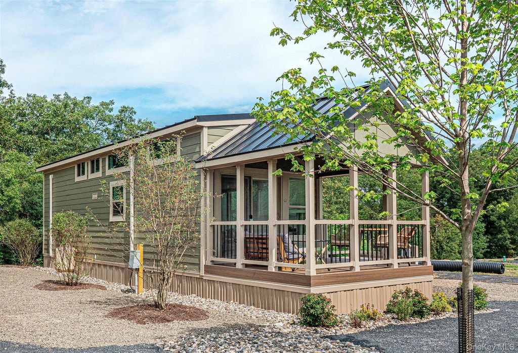 197 Wheeler Road 91, Florida, NY 10921