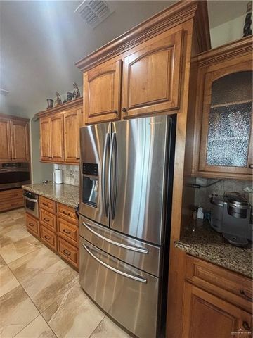 3114 Clubhouse Drive, Edinburg, TX 78542