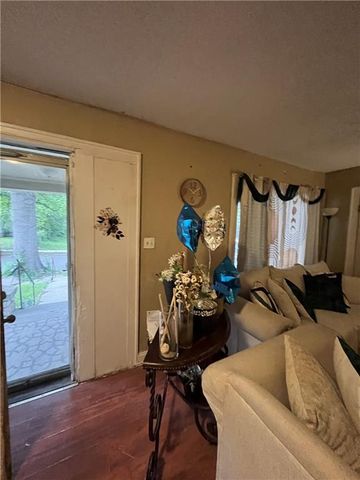 5808 Garfield Avenue, Kansas City, MO 64130