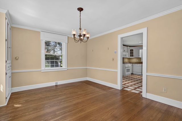 831 Maple Street, Manchester, NH 03104