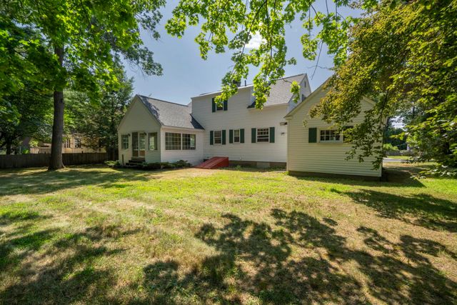 831 Maple Street, Manchester, NH 03104