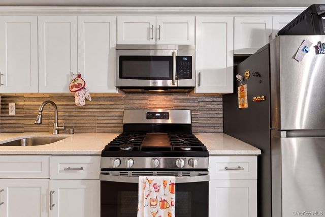 212 Bradford Street, Brooklyn, NY 11207