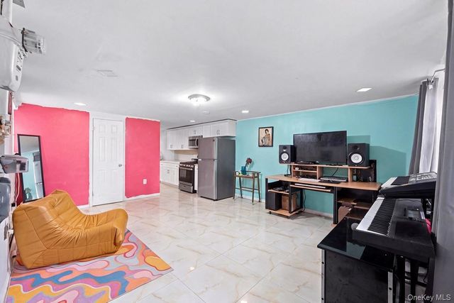 212 Bradford Street, Brooklyn, NY 11207