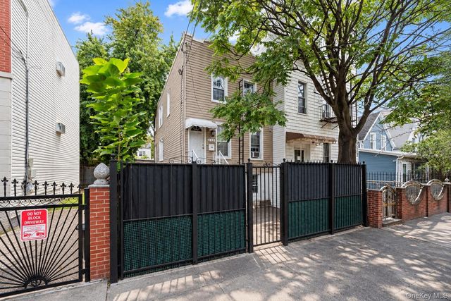 212 Bradford Street, Brooklyn, NY 11207