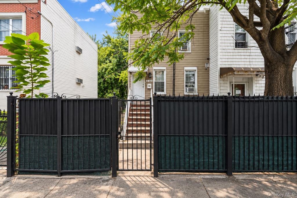 212 Bradford Street, Brooklyn, NY 11207 — photo 3