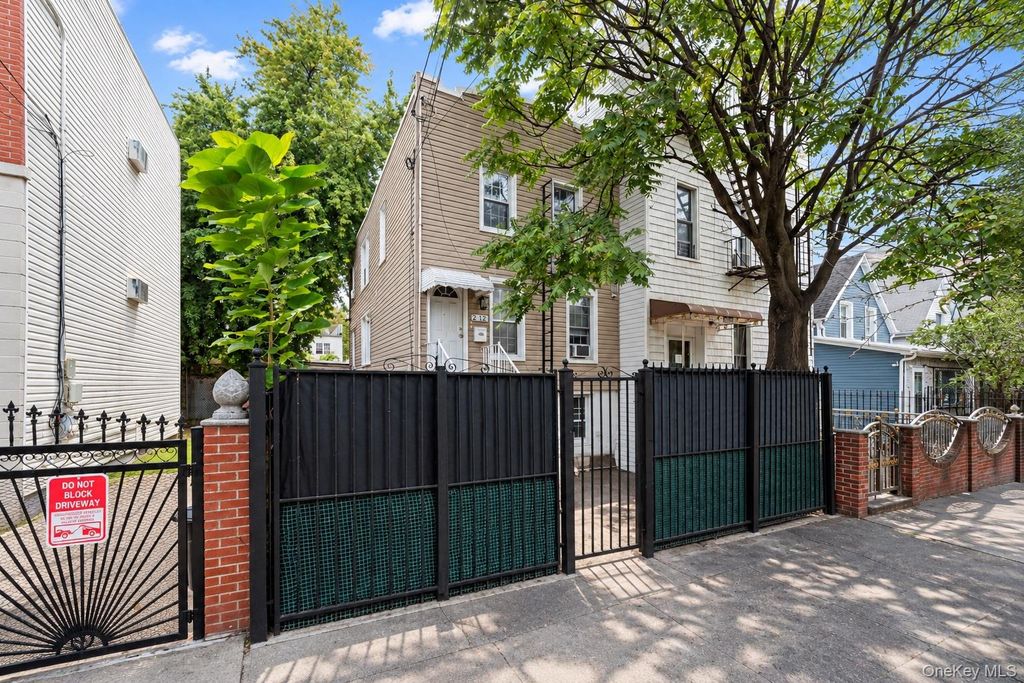 212 Bradford Street, Brooklyn, NY 11207 — photo 4