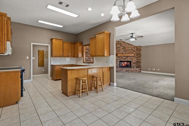 107 Sweet Pea, Mt Pleasant, TX 75455