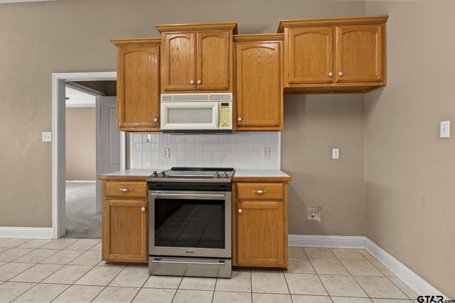 107 Sweet Pea, Mt Pleasant, TX 75455