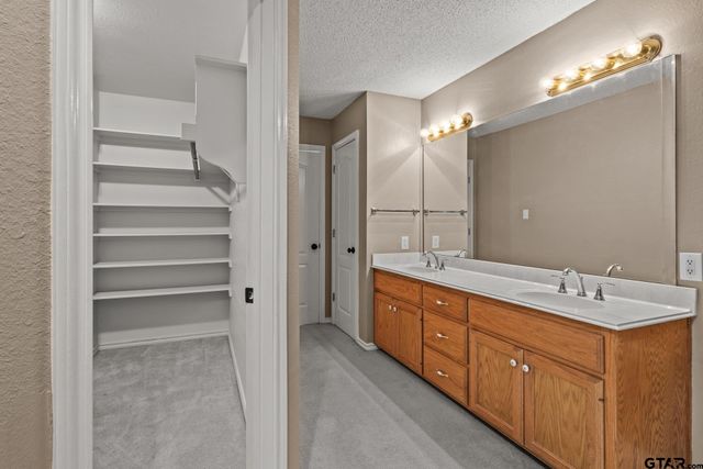 107 Sweet Pea, Mt Pleasant, TX 75455