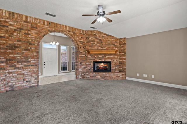 107 Sweet Pea, Mt Pleasant, TX 75455