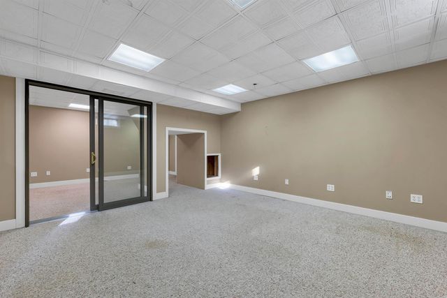 2 Caverno Drive, Lee, NH 03861