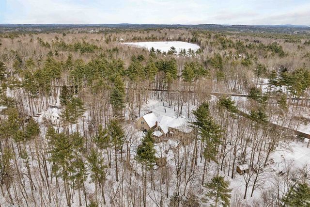 2 Caverno Drive, Lee, NH 03861