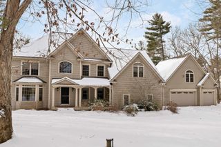 2 Caverno Drive, Lee, NH 03861