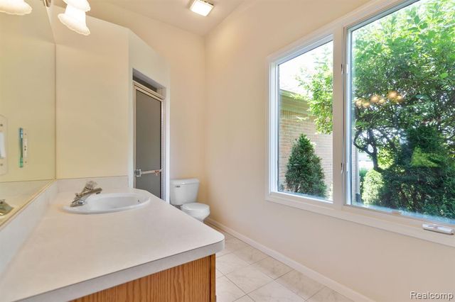 71064 Burlison Lane, Bruce, MI 48065