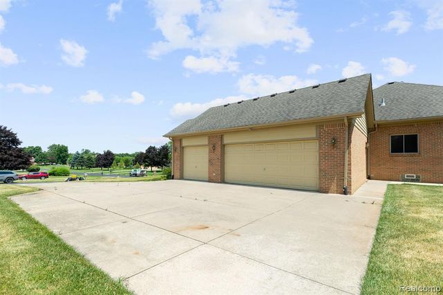71064 Burlison Lane, Bruce, MI 48065