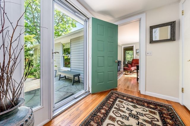 96 Greensward Rd, Mashpee, MA 02649