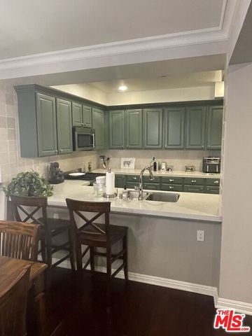 4533 Vista Del Monte Avenue 101, Los Angeles, CA 91403