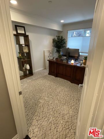 4533 Vista Del Monte Avenue 101, Los Angeles, CA 91403