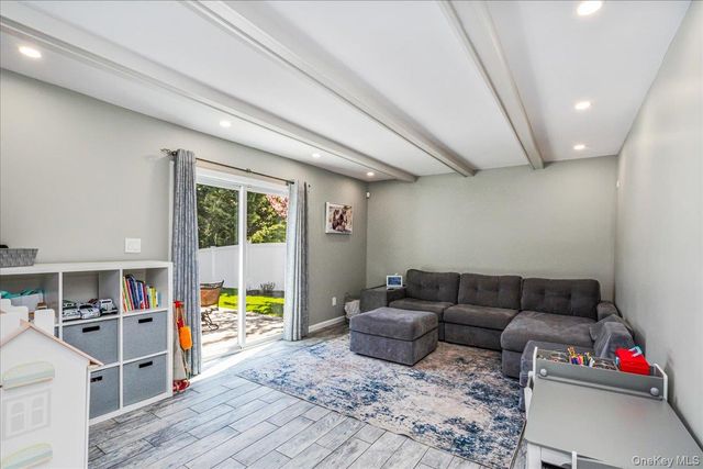 18 Eldorado Drive, East Northport, NY 11731